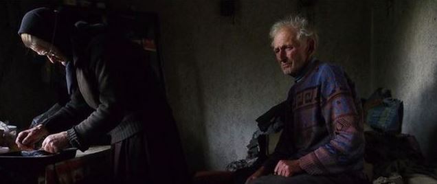 Imaginea unor bătrâni într-o casă maramureşeană, premiată la National Geographic Photography Contest