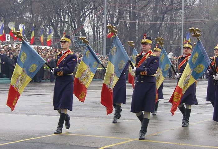 2700 militari români şi străini, 280 de mijloace tehnice, la parada de 1 Decembrie