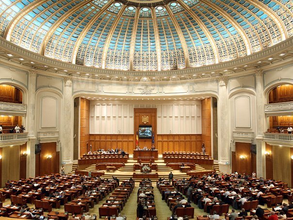 Bugetul de stat pe 2015 va intra în dezbaterea Parlamentului pe 19 decembrie