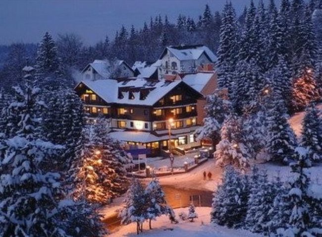 Vacanţa de Revelion, mai scurtă decât în anii trecuţi