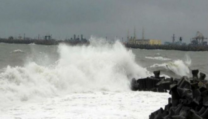 Portul Midia, închis din cauza vântului