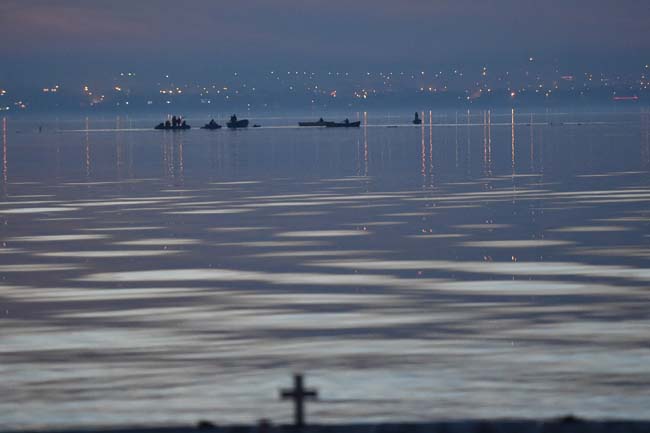 Ultimele rămăşiţe ale elicopterului prăbuşit în lacul Siutghiol scoase la suprafaţă