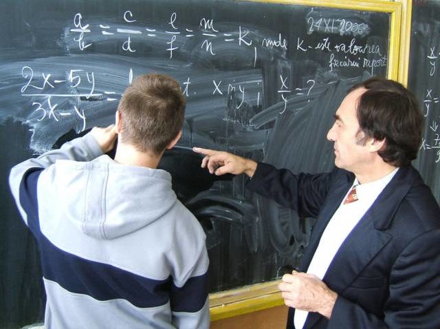Veste bună pentru dascălii tulceni