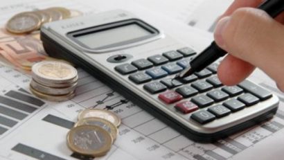 Comisia Europeană nu se lasă convinsă că ne permitem să scădem taxele