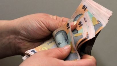 Specialişti în economie: Creşterea salariului minim va duce şi la creşterea şomajului