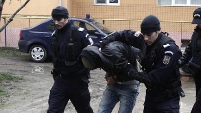 Tânăr din Năvodari, ARESTAT după ce a tâlhărit o fetiţă, chiar în ziua de Crăciun