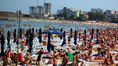 (AUDIO) „Înscrierile timpurii“ aduc mai mulți turiști pe litoral