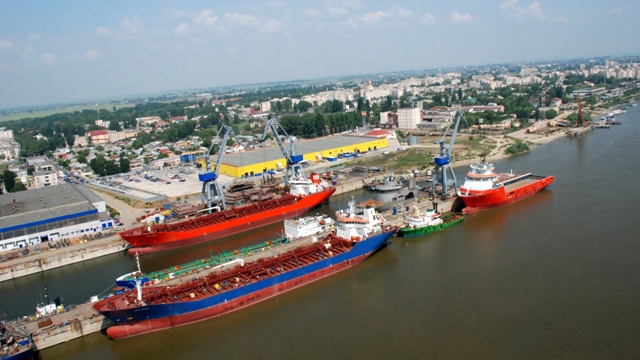 Construirea bursei de peşte la Tulcea ar putea afecta lansările la apă la şantierului naval