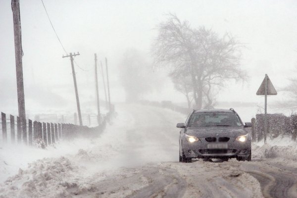 Starea drumurilor, ora 15.30. A fost redeschis tronsonul Grădiştea – Smârdan al DN 22