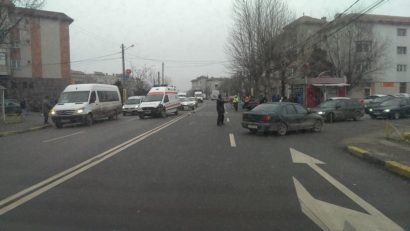 (UPDATE). AMBULANŢĂ implicată. Persoană rănită într-un accident de circulaţie, la Murfatlar
