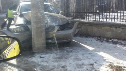 Accident de circulaţie în zona bisericii Sf. Gheorghe din Constanţa