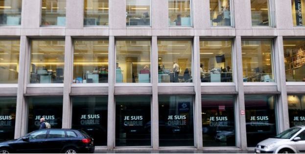 Redacţia unui ziar bruxelles, evacuată, în urma unei ameninţări cu bombă