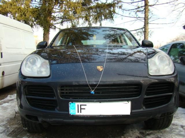 Porsche Cayenne furat, reținut la vama Ostrov
