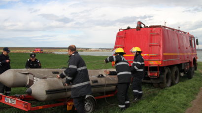 ISU: Evitaţi activităţile recreative pe lacurile îngheţate