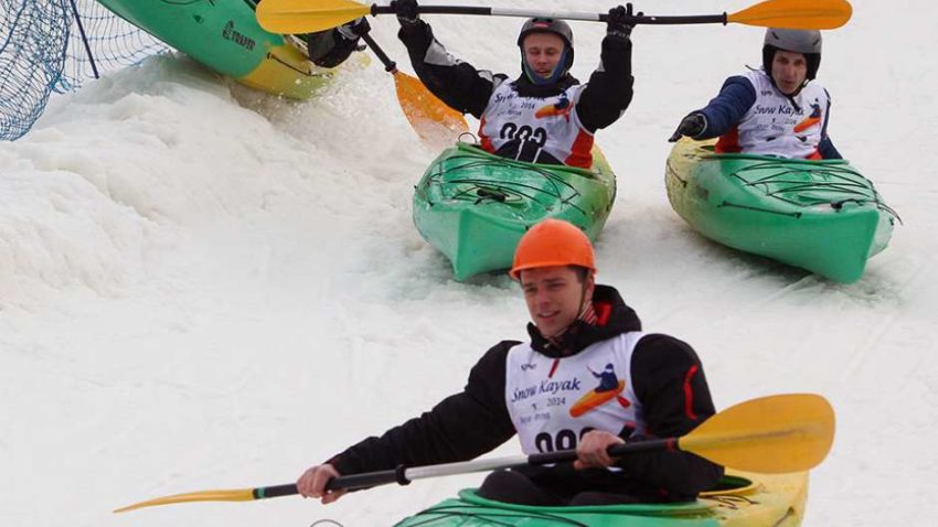 Prima competiţie de Snow Kayak din România