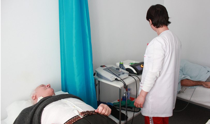 La Centrul Medical Flora , investigaţii gratuite pentru depistarea bolilor reumatice