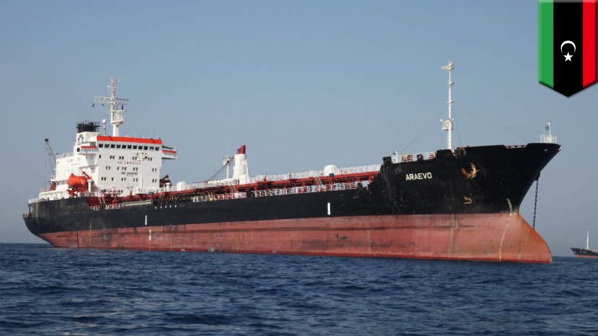 Petrolierul bombardat în Libia, la bordul căruia este trupul unui român, a sosit în Grecia