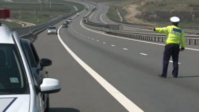 Șofer prins cu peste 200 de km la oră, pe A2