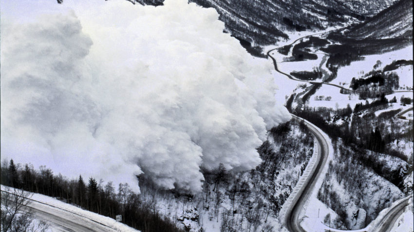 Risc însemnat de producere de avalanșe în Bucegi și Făgăraș