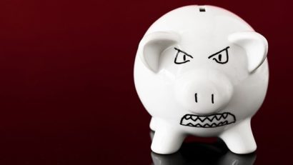 Românii, pesimişti în privinţa banilor. Cei mai mulţi cred că vor face sacrificii financiare