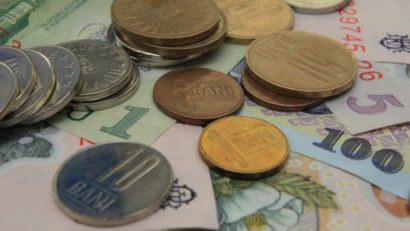 Pensia socială minimă garantată a fost majorată cu 30%