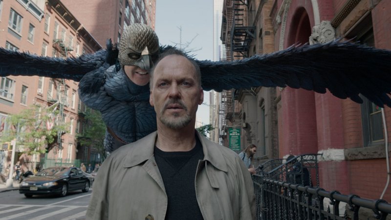 Marele favorit la Oscar, filmul BIRDMAN, în cinematografele din România: află de când