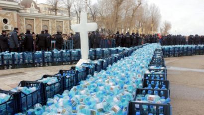 La Constanţa se pregătesc sticlele cu aghiasmă