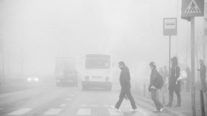 Cod galben de ceață în Dobrogea, inclusiv pe Autostrada Soarelui
