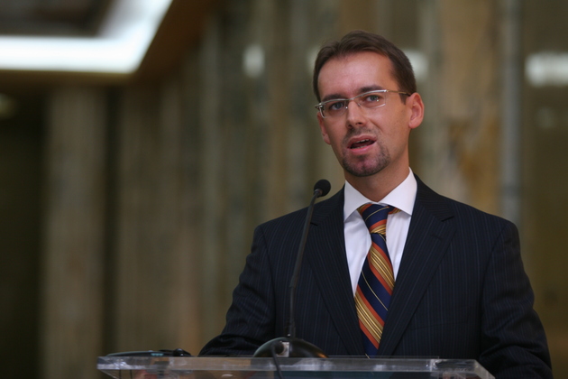 Tudor Chiuariu, acuzat de luare de mită de procurorii DNA