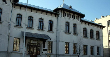 Mihai Eminescu, omagiat la Colegiul Naţional care îi poartă numele, la Constanţa