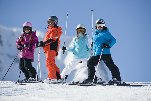 Lecţii gratuite de ski pentru copii, de World Snow Day