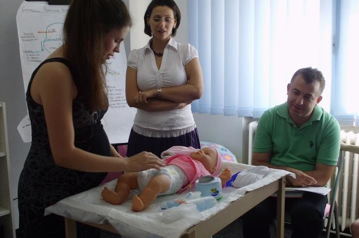 Cursuri gratuite pentru viitoarele mămici din Constanţa