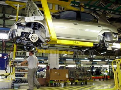 Conflict de muncă la Uzinele Dacia