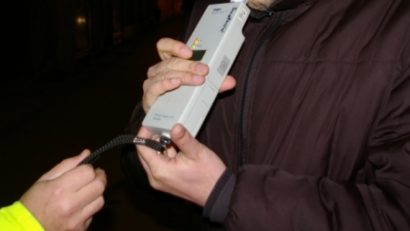 BEŢI pe şosele. Record negativ absolut: Şofer din Techirghiol, prins băut la volan de două ori în aceeaşi seară!