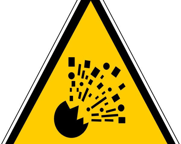 (UPDATE) Autovehicule în pericol să explodeze la Cernavodă, după un accident în lanţ pe podul către A2
