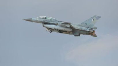 (VIDEO) Accident NATO, cel puţin 10 morţi. Un avion F-16 s-a prăbuşit în Spania