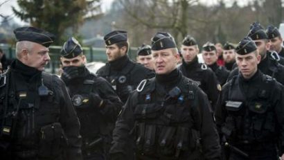 FRANȚA. Cinci arestați în cadrul unei operațiuni antijihadiste