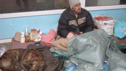 Gerul cumplit aduce tulcenii fără case la centrul pentru persoanele fără adăpost