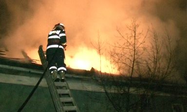 Incendiu la o casă în Iazurile, Tulcea