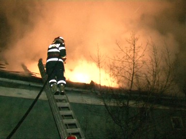 Incendiu la o casă în Iazurile, Tulcea