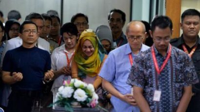 A fost identificată prima victimă a catastrofei aeriene din Indonezia