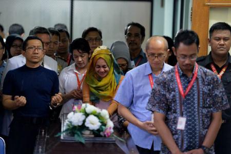 A fost identificată prima victimă a catastrofei aeriene din Indonezia