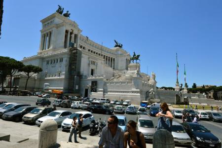 Italia, în ALERTĂ maximă după atacul terorist de la Paris