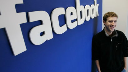 Mark Zuckerberg își propune anul acesta să citească o carte nouă la fiecare două săptămâni