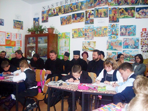 Elevii vor depune cereri în scris dacă vor să participe la ora de Religie
