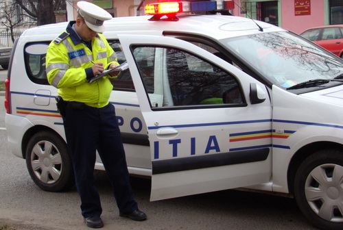 Pieton LOVIT de maşină pe bulevardul TOMIS