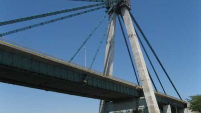 De luni, 12 ianuarie, circulaţia se restricţionează din nou pe podul de la Agigea