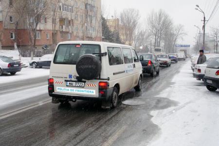 Vremea bună nu a durat mult. Ne aşteaptă ninsori şi polei în Dobrogea
