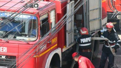 (UPDATE) Incendiu într-un apartament din Medgidia