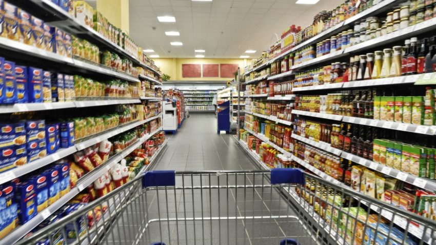 35 de MILIOANE DE EURO amendă pentru 4 hypermarketuri și alte 21 de firme